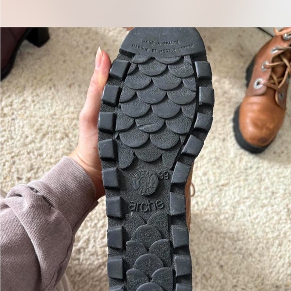 Vintage Arche Tan Leather Platform Boots - Picture 6 of 8